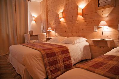 Hotel Logis Les Arobiers Lamoura Esterno foto